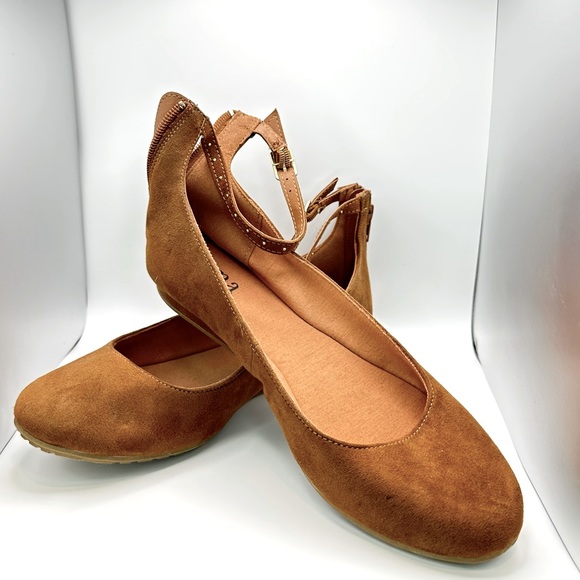 a.n.a Shoes - A.n.a Tan Flats